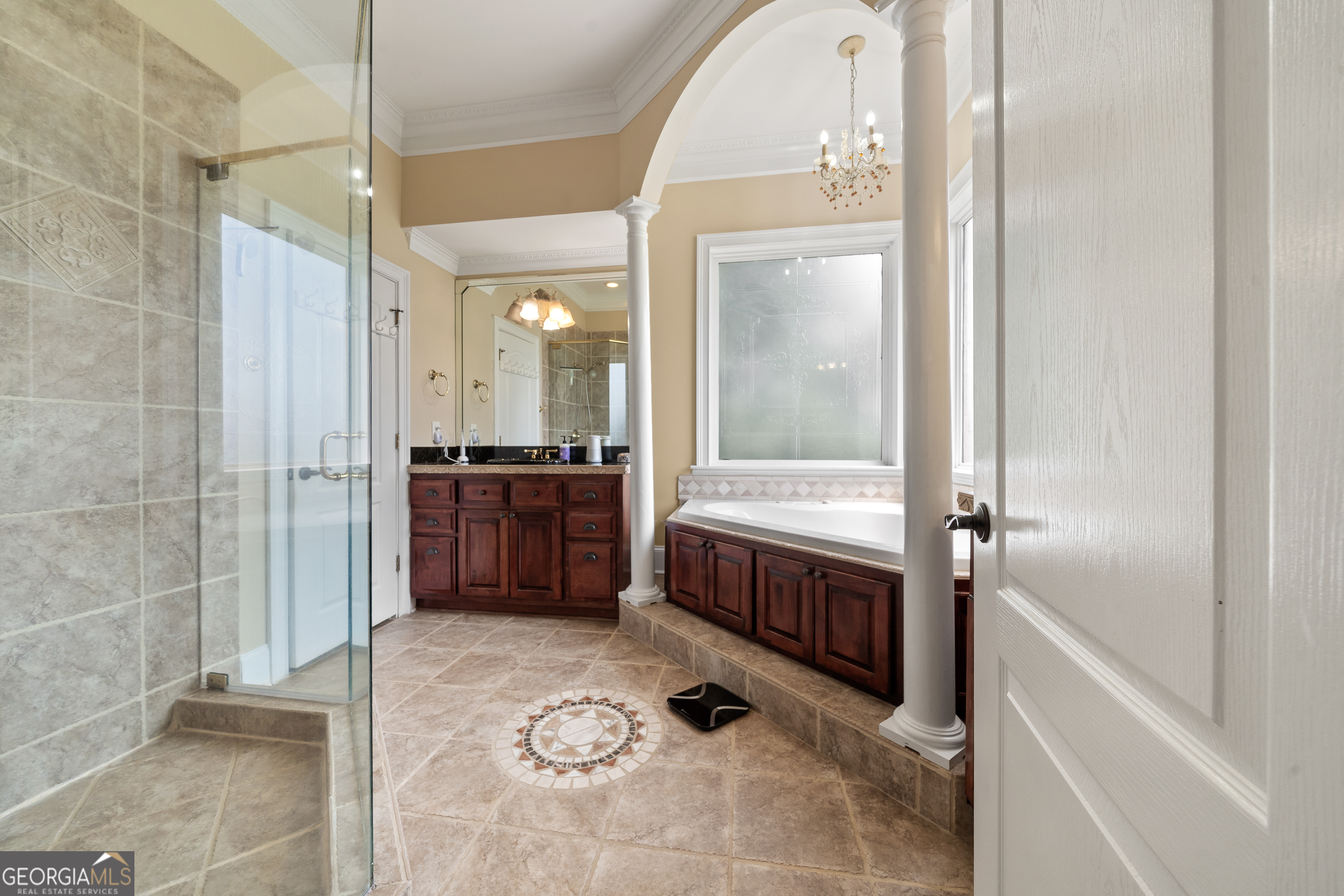 Macon, Georgia, 31220, United States, 5 Bedrooms Bedrooms, ,5 BathroomsBathrooms,Residential,For Sale,1850195