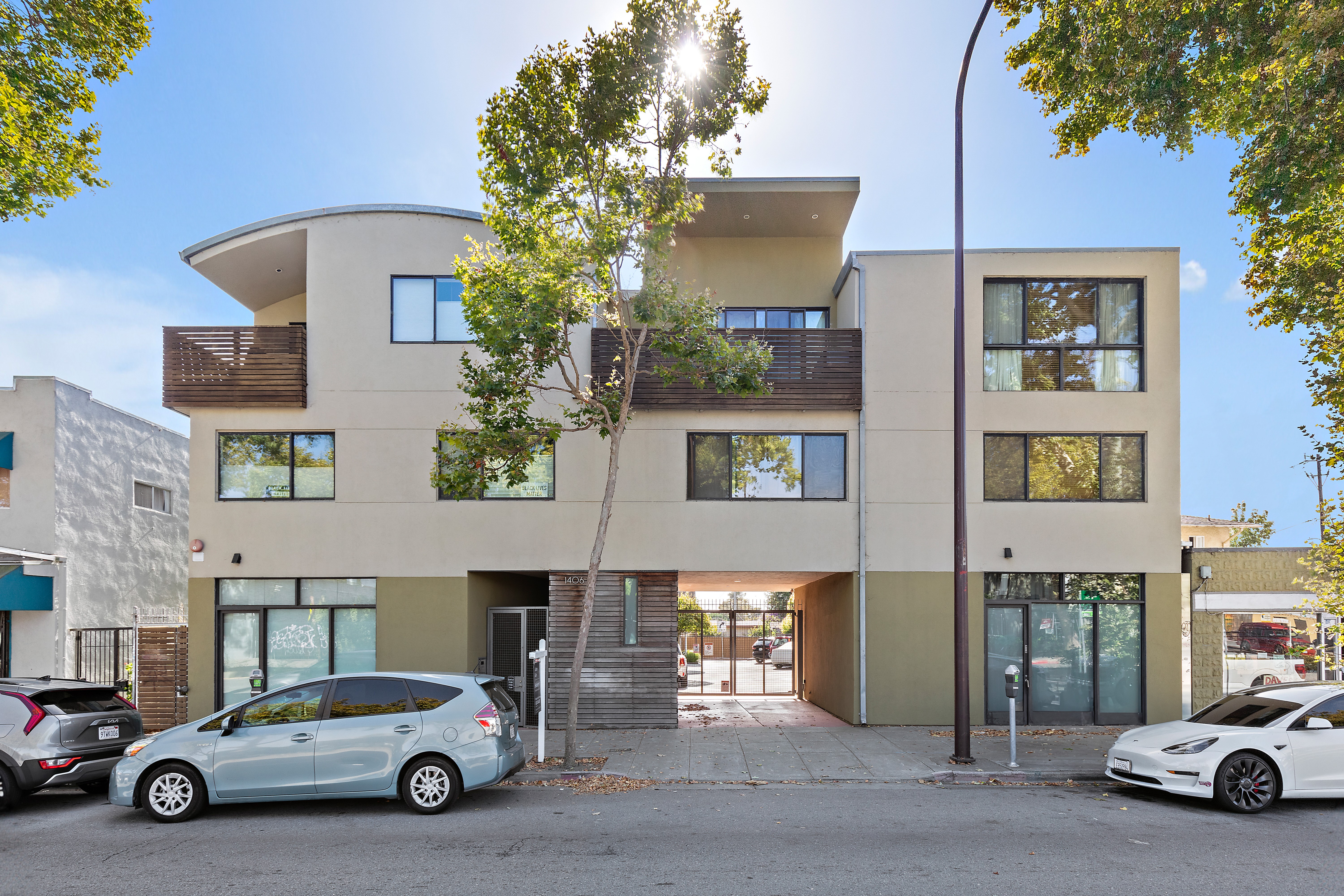  Sophisticated West Berkeley Condominium Designed for Everyday Comfort - 物件實景