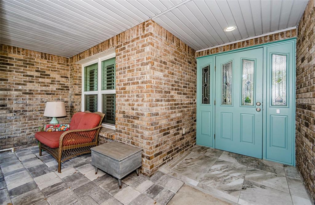 Temple Terrace, Florida, 33617, United States, 4 Bedrooms Bedrooms, ,3 BathroomsBathrooms,Residential,For Sale,1901085