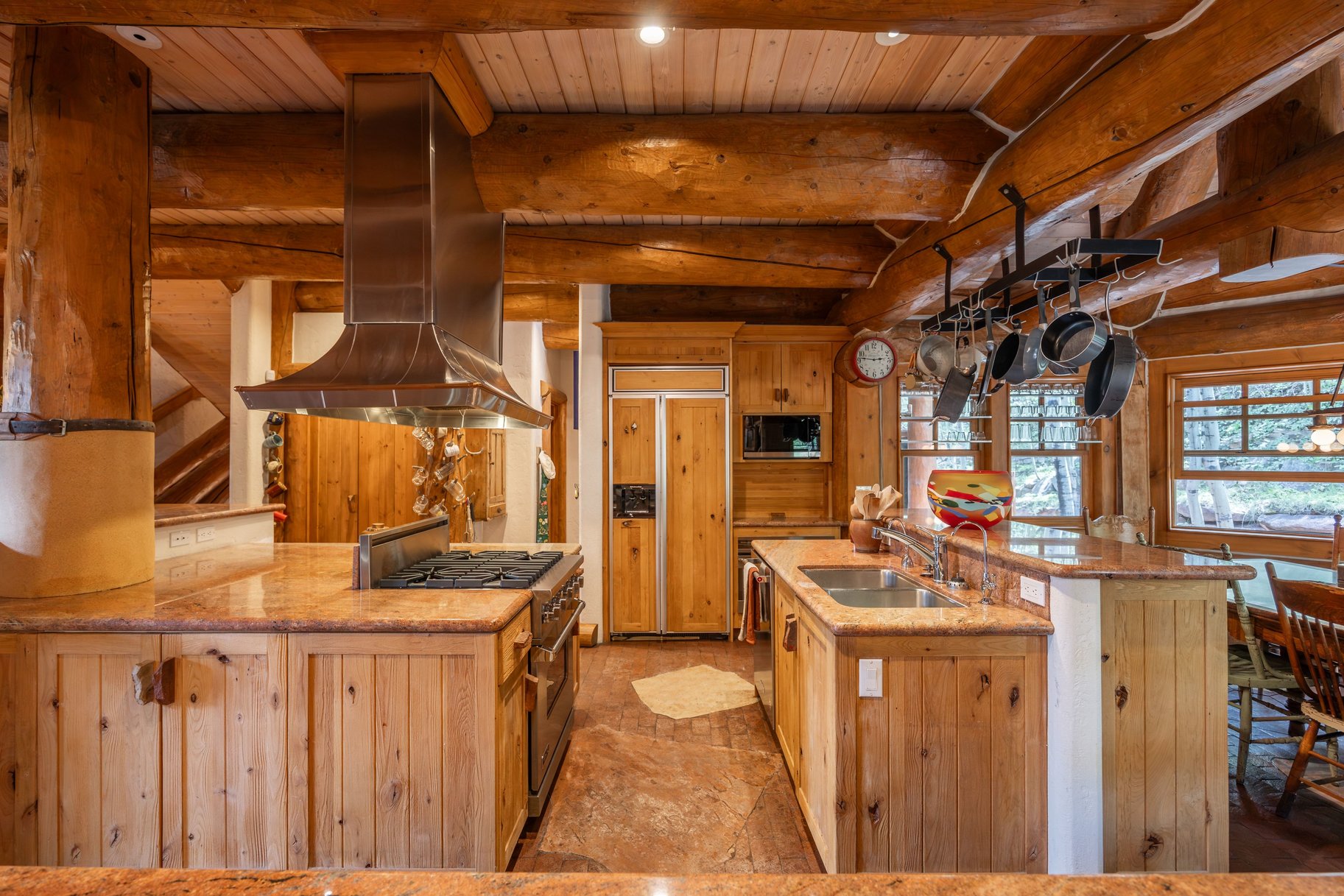  33 ACRE SOULFUL PARK CITY ESTATE WITH GRAND HOME AND GUEST HOUSE - 物件實景