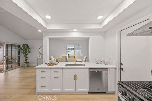 Tustin, California, 92780, United States, 4 Bedrooms Bedrooms, ,2 BathroomsBathrooms,Residential,For Sale,2049100