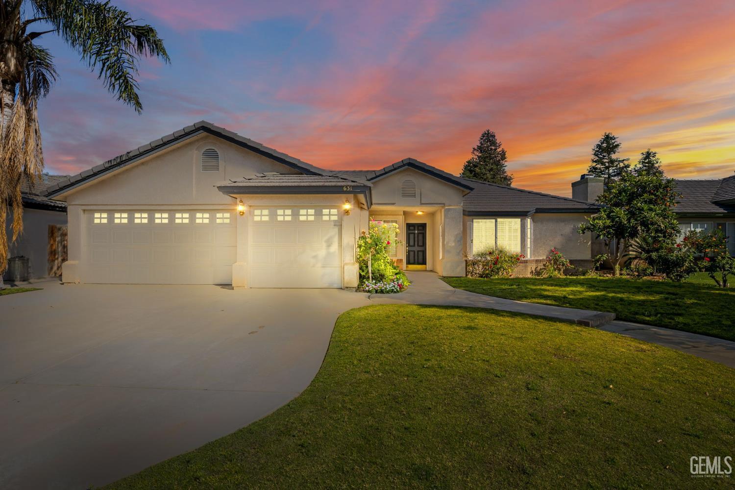 Bakersfield, California, 93311, United States, 5 Bedrooms Bedrooms, ,3 BathroomsBathrooms,Residential,For Sale,1941584