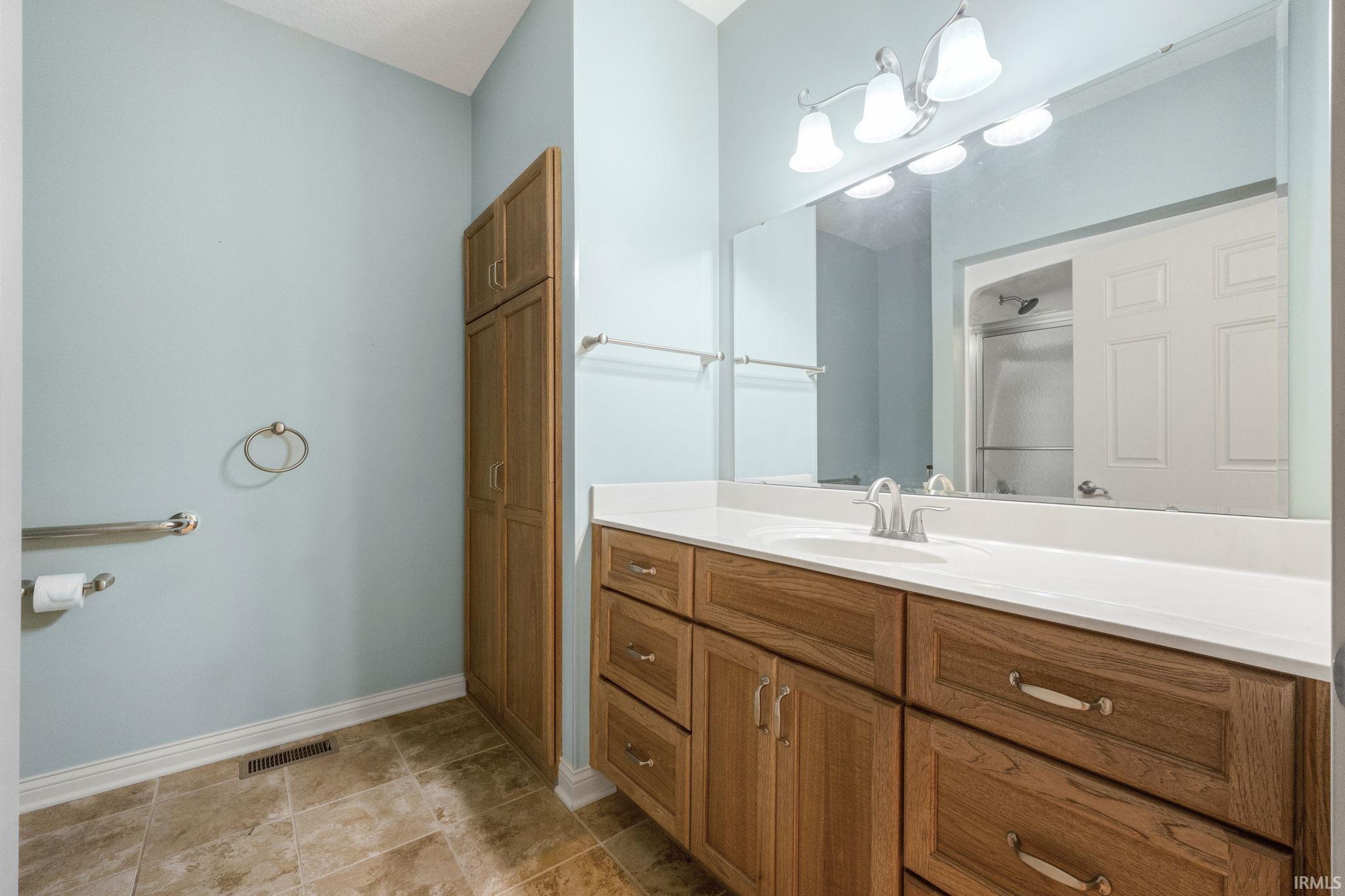Fort Wayne, Indiana, 46845, United States, 3 Bedrooms Bedrooms, ,4 BathroomsBathrooms,Residential,For Sale,1908005