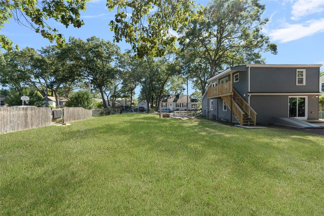 Warwick, Rhode Island, 02889, United States, 4 Bedrooms Bedrooms, ,2 BathroomsBathrooms,Residential,For Sale,1988287