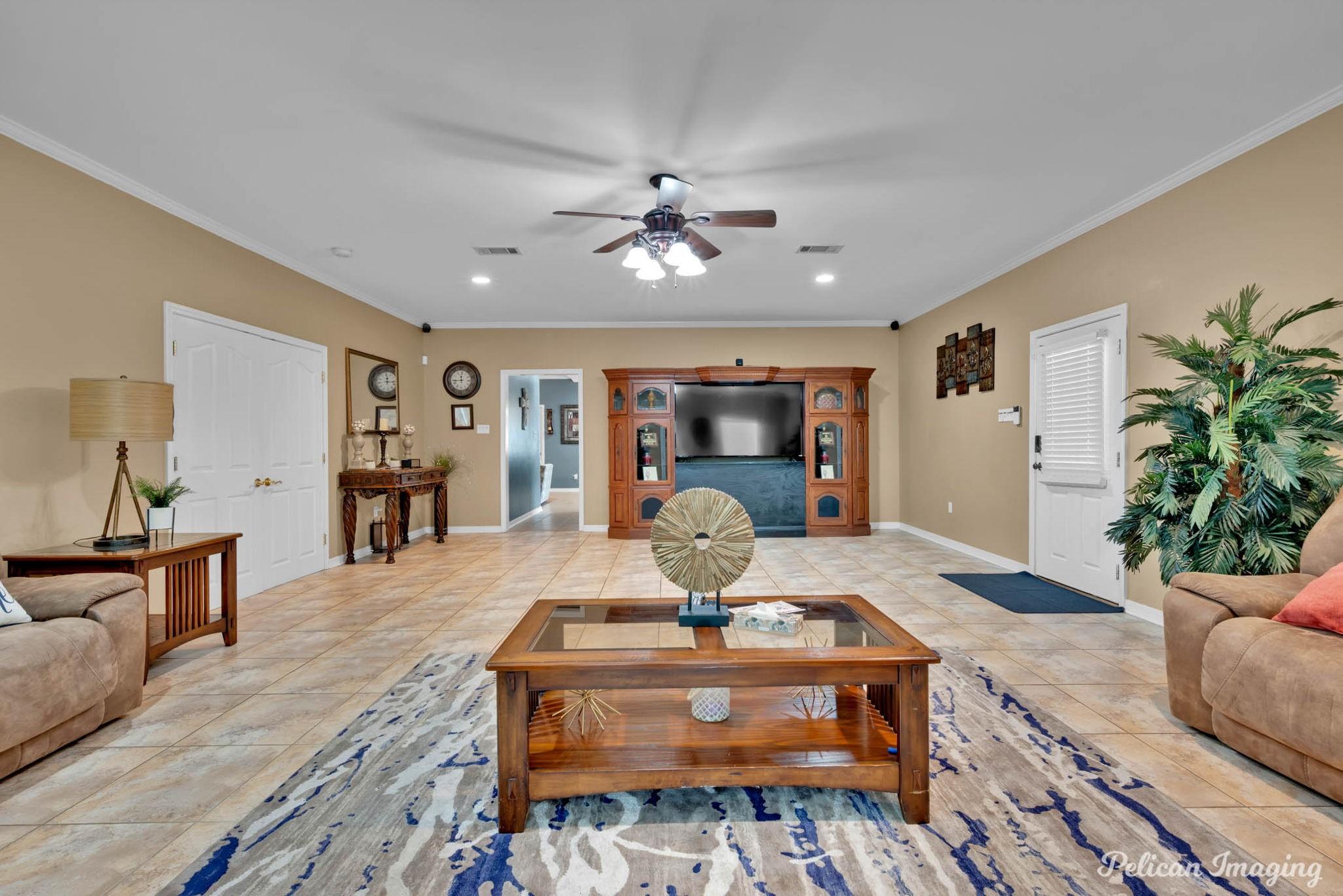 Natchitoches, Louisiana, 71457, United States, 5 Bedrooms Bedrooms, ,3 BathroomsBathrooms,Residential,For Sale,1993825