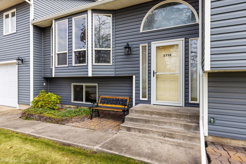 Newman Lake, Washington, 99025, United States, 4 Bedrooms Bedrooms, ,2 BathroomsBathrooms,Residential,For Sale,1987329