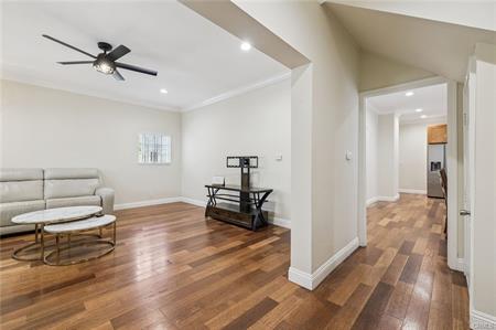 Los Angeles, California, 90016, United States, ,Residential,For Sale,1895088