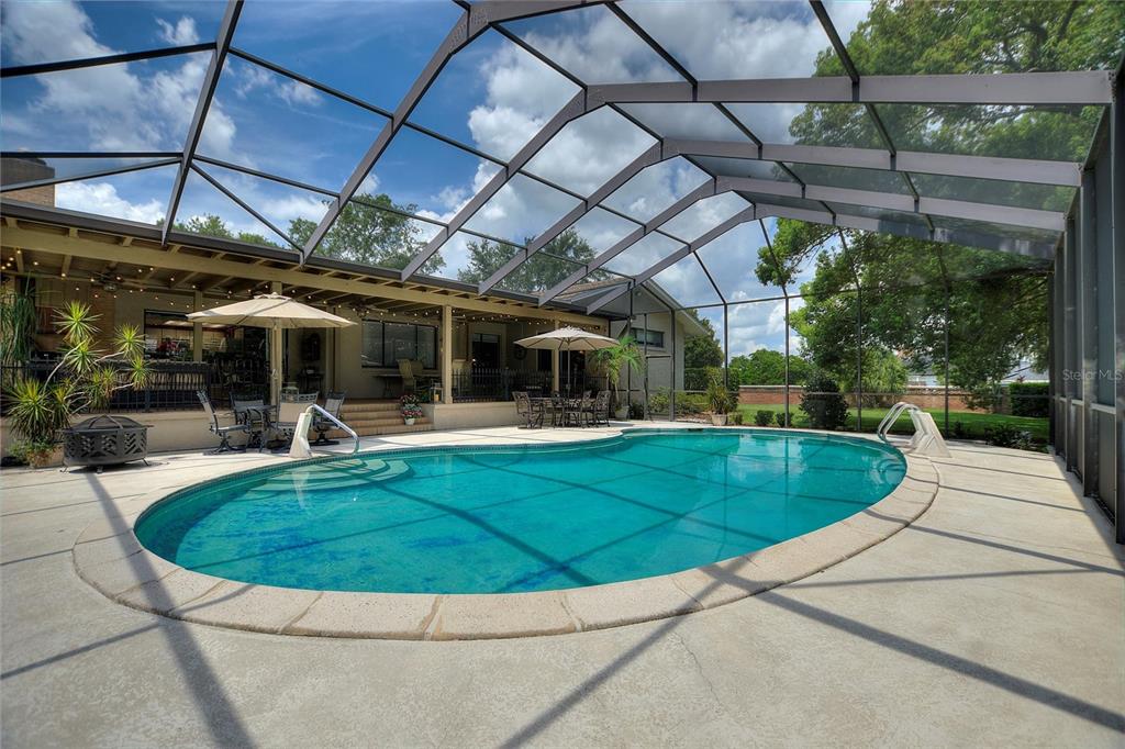Winter Haven, Florida, 33881, United States, 4 Bedrooms Bedrooms, ,3 BathroomsBathrooms,Residential,For Sale,1911221