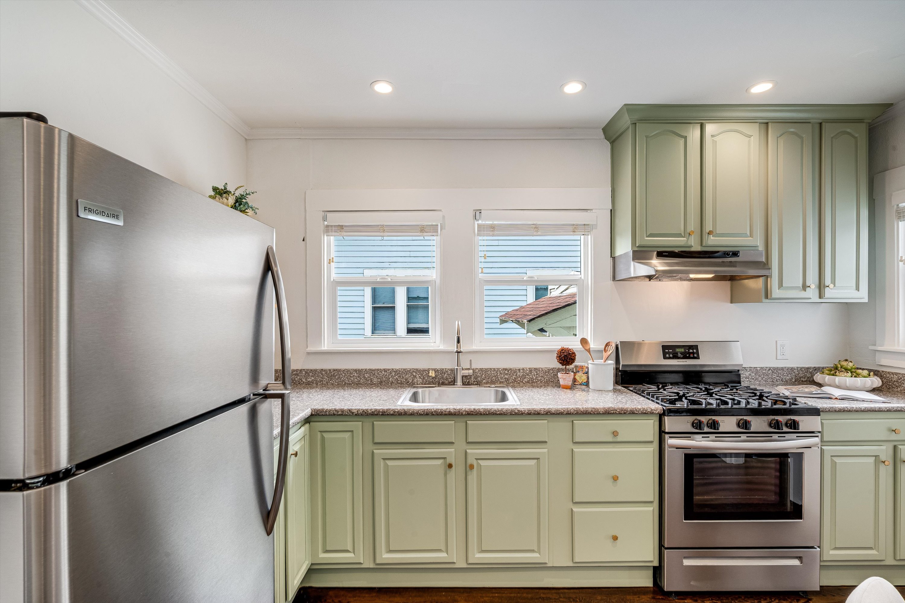  3661 Loma Vista Avenue, Oakland, CA 94619 - 物件實景