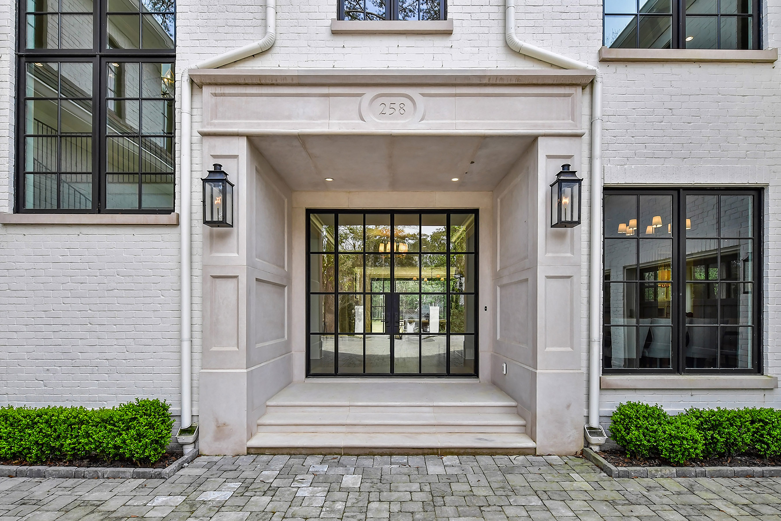  Exquisite Estate Home Moments from Chastain Park - 物件實景