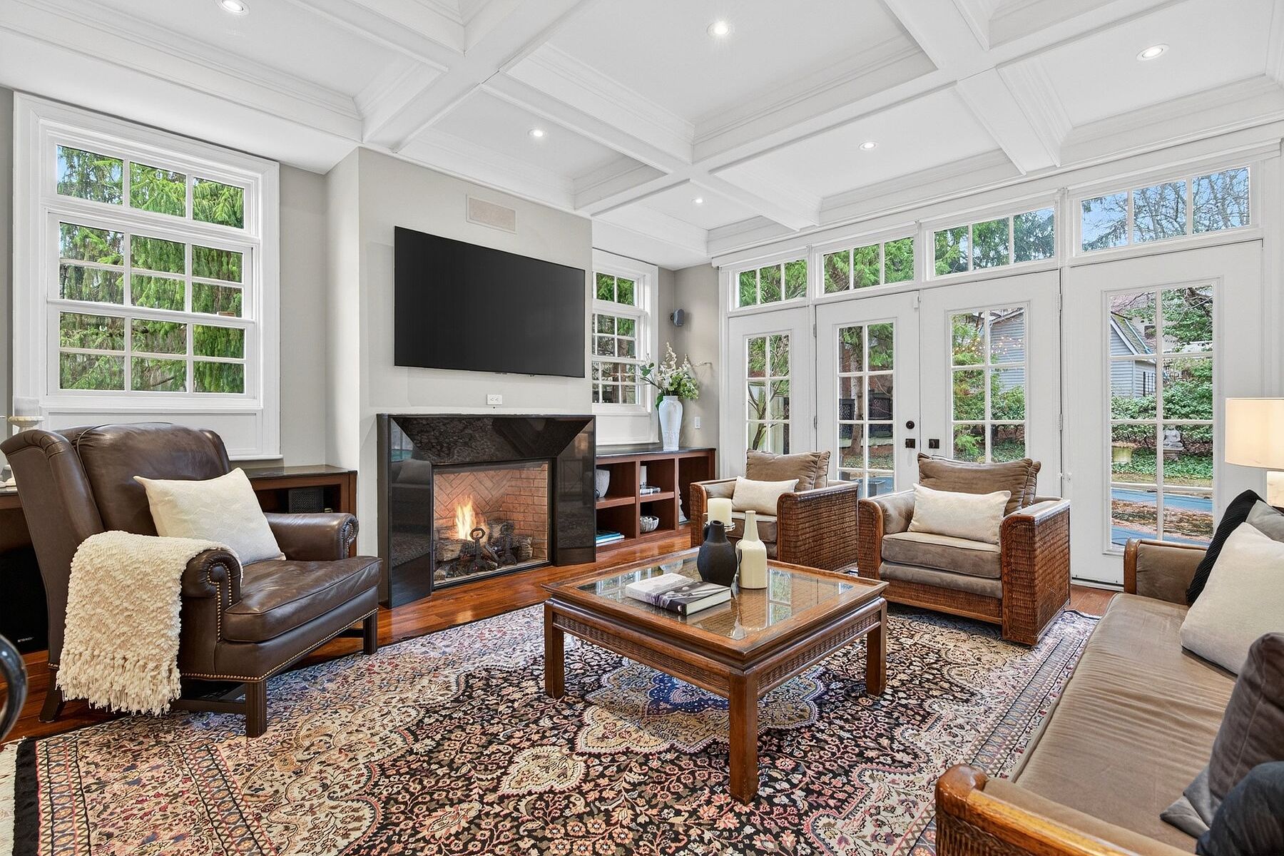  Aldershot Lakeside Elegance - 物件實景