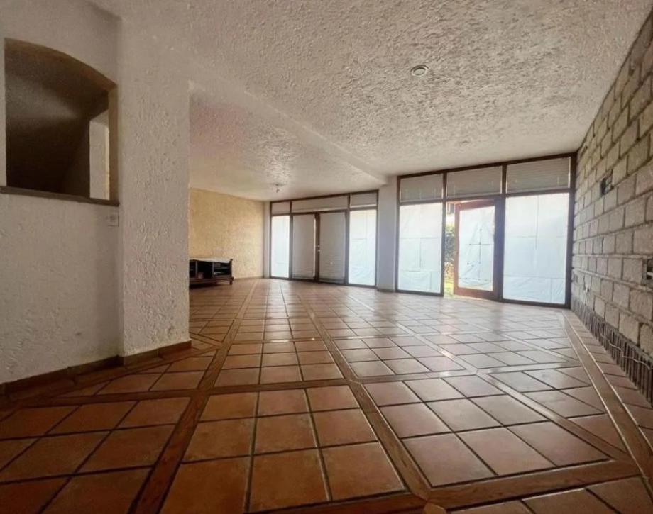 Tlalpan, Ciudad de México, 14650, Mexico, 5 Bedrooms Bedrooms, ,5 BathroomsBathrooms,Residential,For Sale,1951134