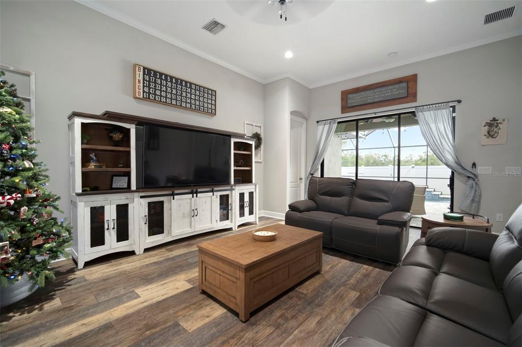 Riverview, Florida, 33569, United States, 4 Bedrooms Bedrooms, ,3 BathroomsBathrooms,Residential,For Sale,2001177