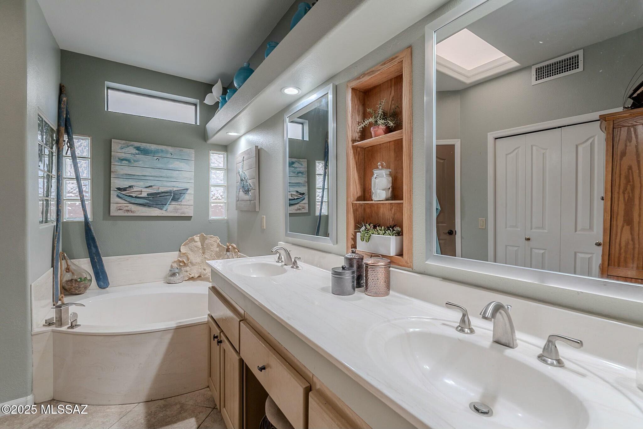 Saddlebrooke, Arizona, 85739, United States, 2 Bedrooms Bedrooms, ,2 BathroomsBathrooms,Residential,For Sale,1912675