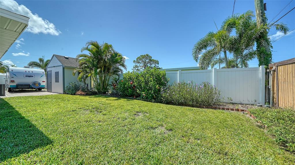 Sarasota, Florida, 34231, United States, 3 Bedrooms Bedrooms, ,2 BathroomsBathrooms,Residential,For Sale,1883466