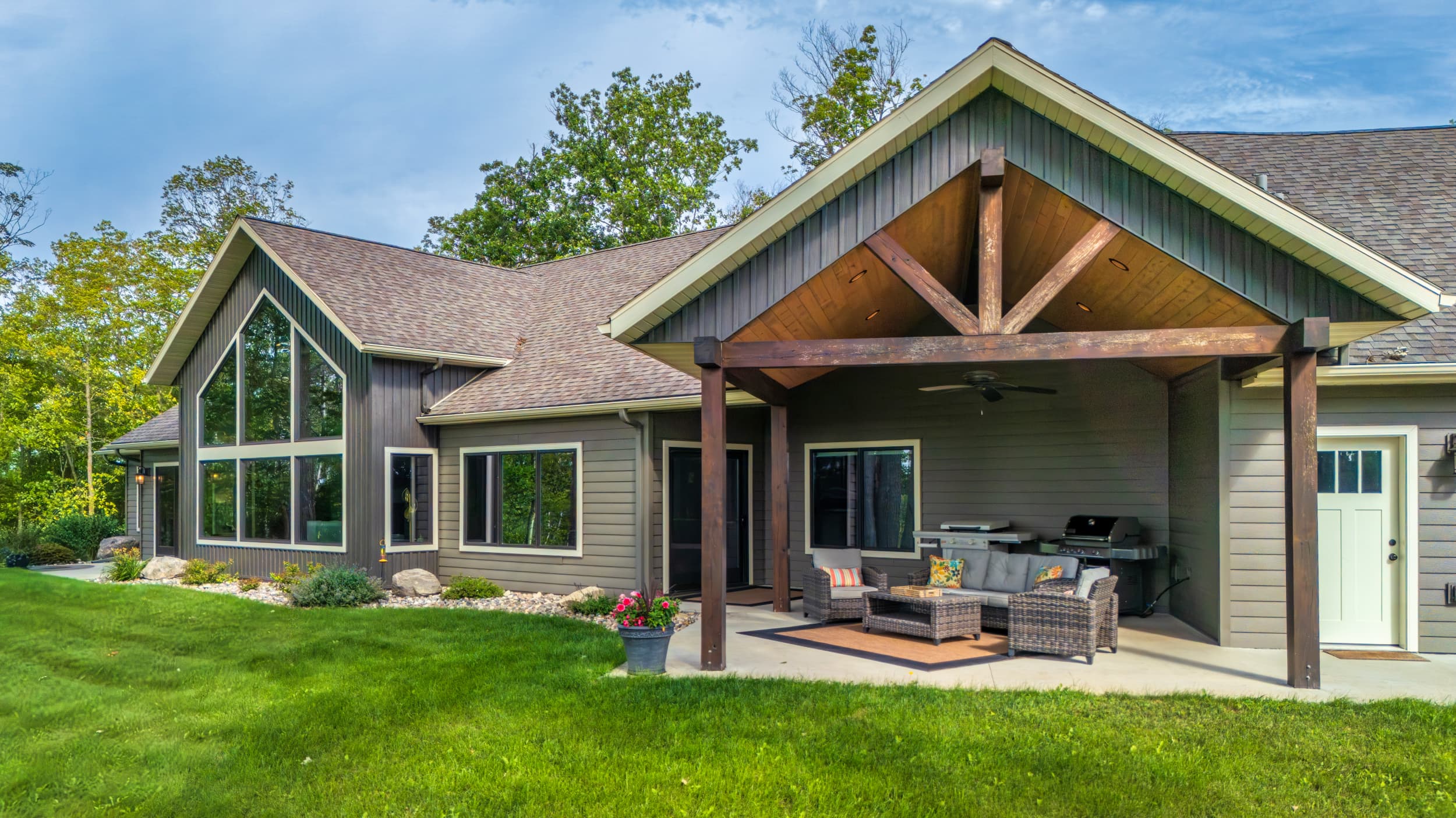 Clearbrook, Minnesota, 56634, United States, 4 Bedrooms Bedrooms, ,3 BathroomsBathrooms,Residential,For Sale,1921675