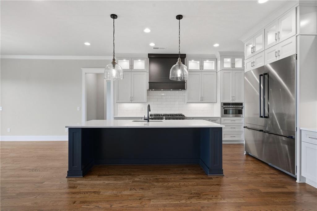 Gainesville, Georgia, 30506, United States, 4 Bedrooms Bedrooms, ,5 BathroomsBathrooms,Residential,For Sale,2008564