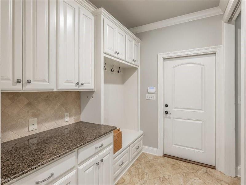 Shreveport, Louisiana, 71115, United States, 4 Bedrooms Bedrooms, ,4 BathroomsBathrooms,Residential,For Sale,1883675