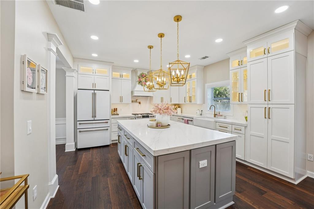 Canton, Georgia, 30115, United States, 6 Bedrooms Bedrooms, ,4 BathroomsBathrooms,Residential,For Sale,2035278