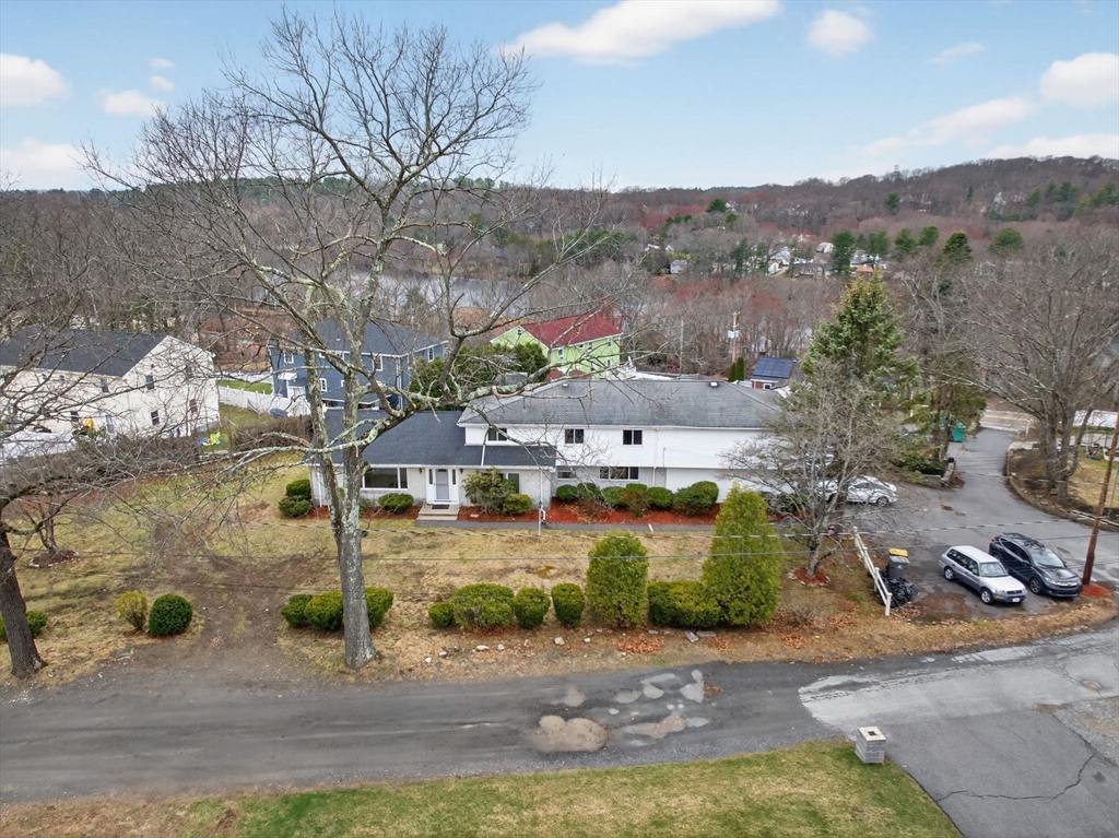 Framingham, Massachusetts, 01702, United States, 5 Bedrooms Bedrooms, ,5 BathroomsBathrooms,Residential,For Sale,2035320
