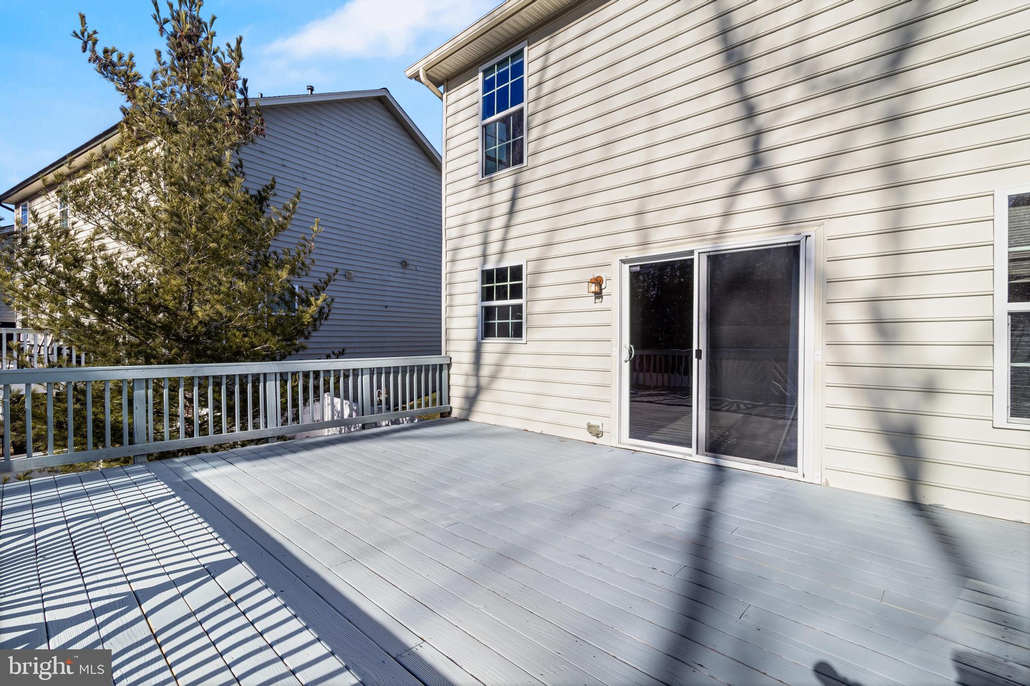 Waldorf, Maryland, 20602, United States, 3 Bedrooms Bedrooms, ,4 BathroomsBathrooms,Residential,For Sale,2012302