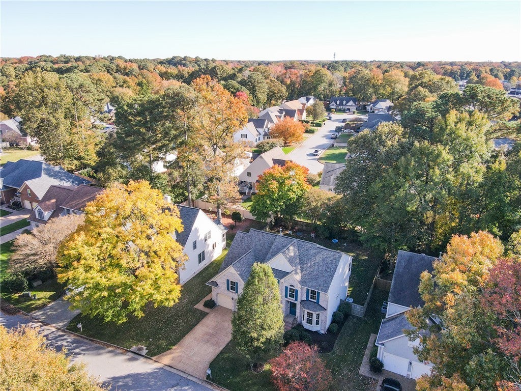 Yorktown, Virginia, 23693, United States, 6 Bedrooms Bedrooms, ,3 BathroomsBathrooms,Residential,For Sale,1987855