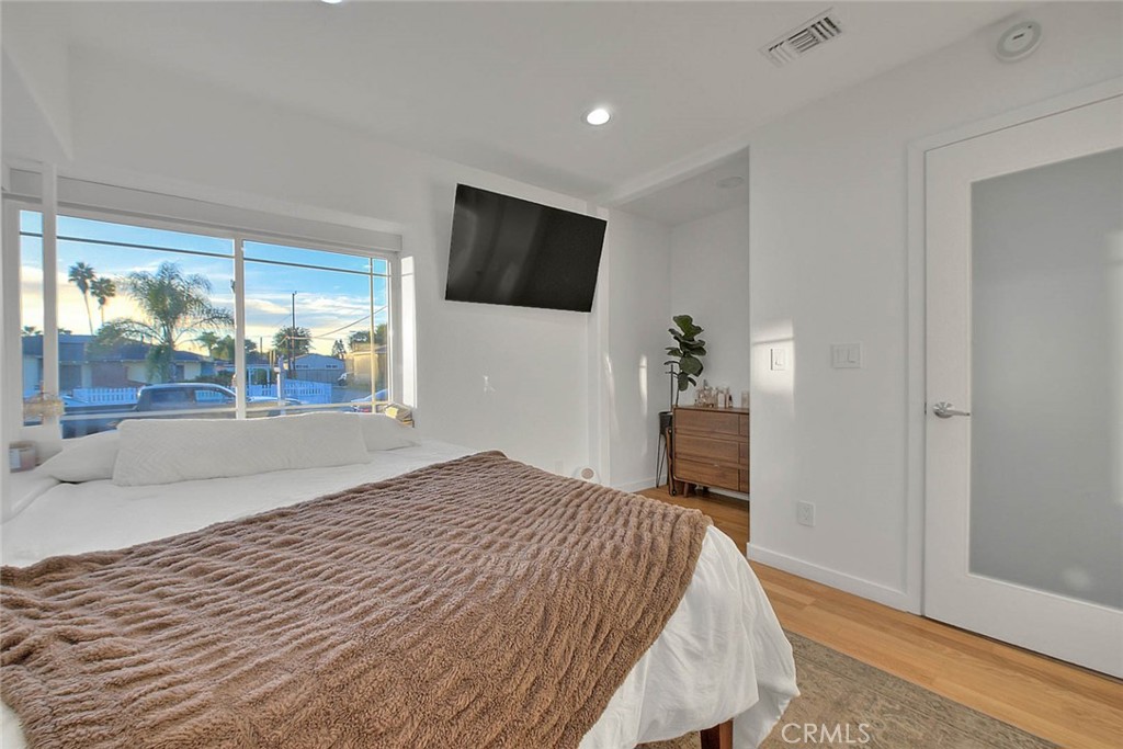 Pomona, California, 91767, United States, 3 Bedrooms Bedrooms, ,2 BathroomsBathrooms,Residential,For Sale,1978671