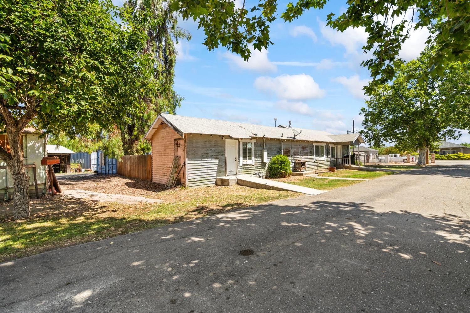 Vernalis, California, 95385, United States, 5 Bedrooms Bedrooms, ,3 BathroomsBathrooms,Residential,For Sale,1979261