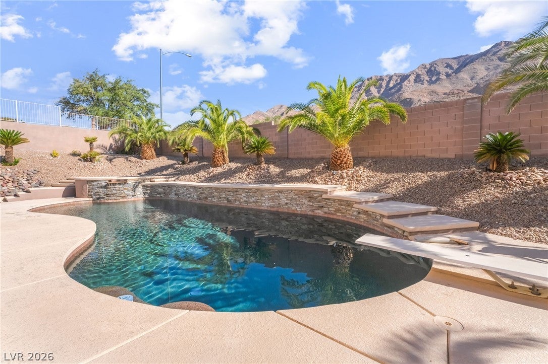Las Vegas, Nevada, 89110, United States, 6 Bedrooms Bedrooms, ,3 BathroomsBathrooms,Residential,For Sale,1987091
