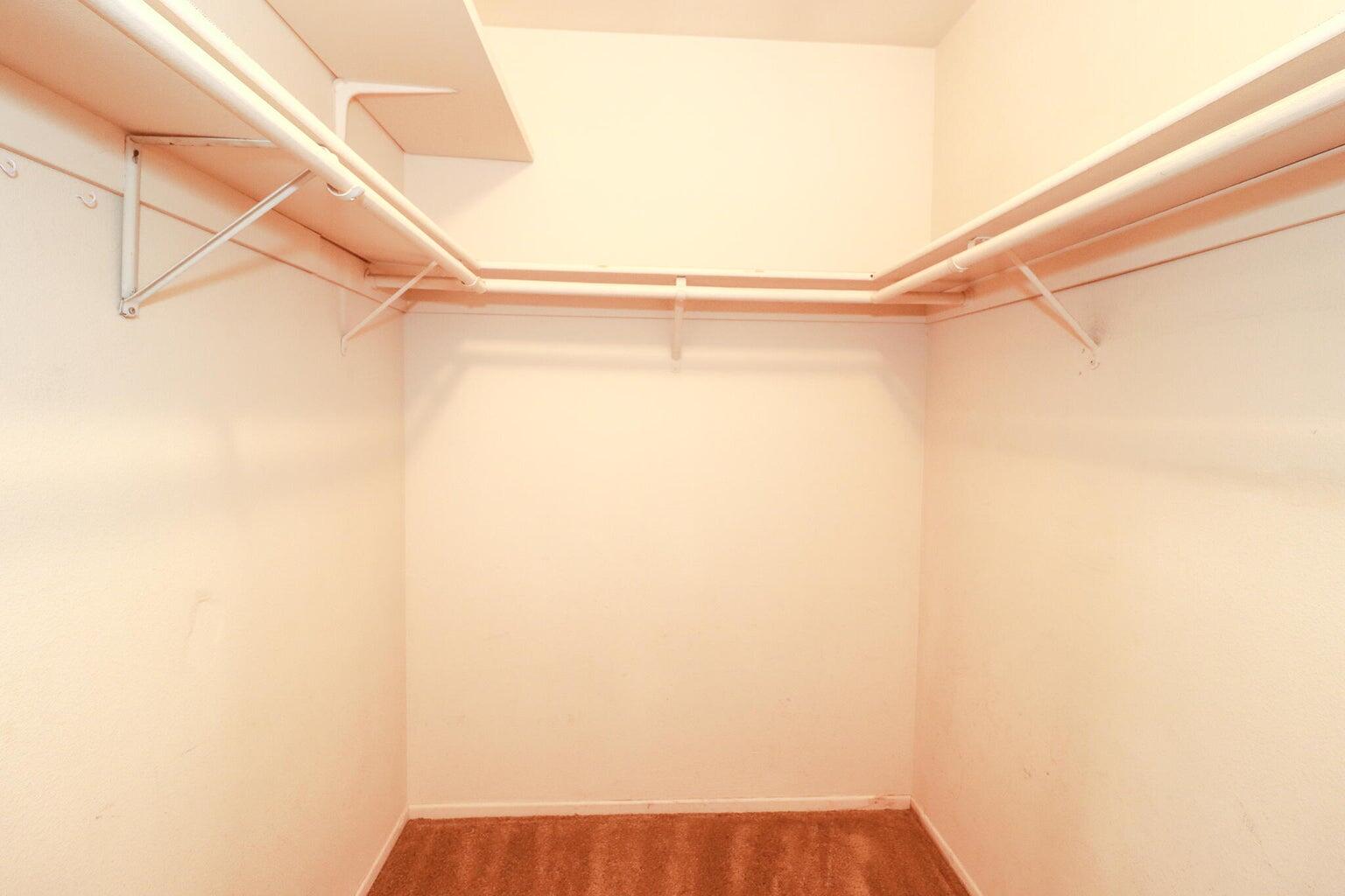 Palm Springs, California, 92262, United States, 4 Bedrooms Bedrooms, ,2 BathroomsBathrooms,Residential,For Sale,1932666