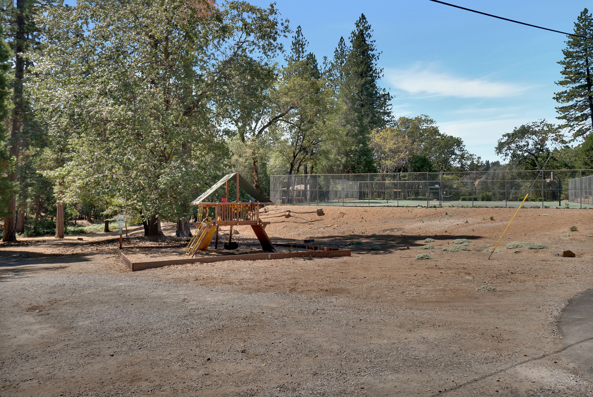  5690 Lupin Lane, Pollock Pines, CA 95726 - 物件實景