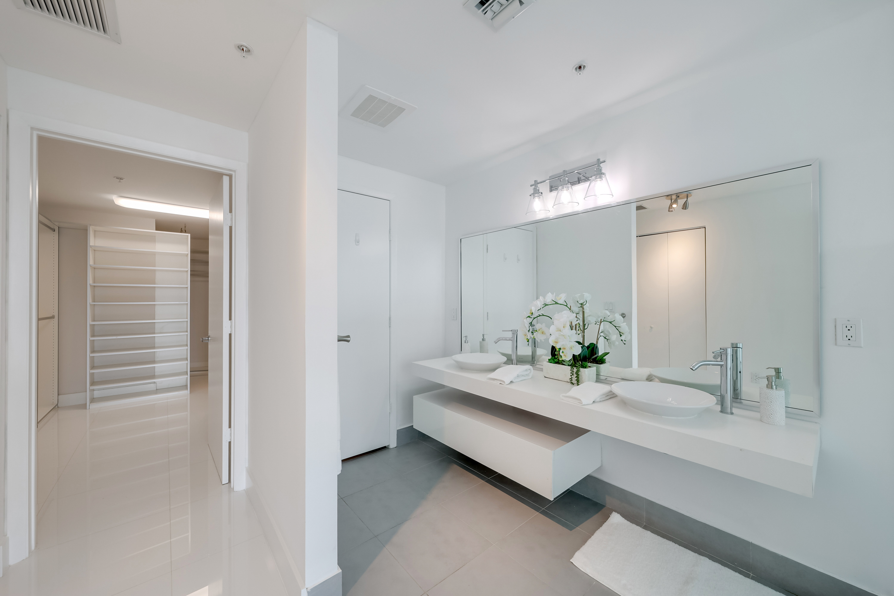  92 SW 3rd St, Miami, FL, 33130 - 物件實景