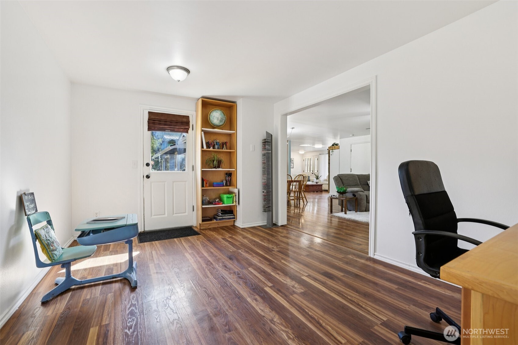 Snohomish, Washington, 98290, United States, 3 Bedrooms Bedrooms, ,1 BathroomBathrooms,Residential,For Sale,1947981
