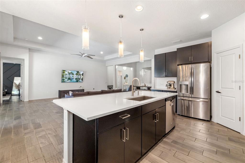 Bradenton, Florida, 34212, United States, 4 Bedrooms Bedrooms, ,3 BathroomsBathrooms,Residential,For Sale,1866766