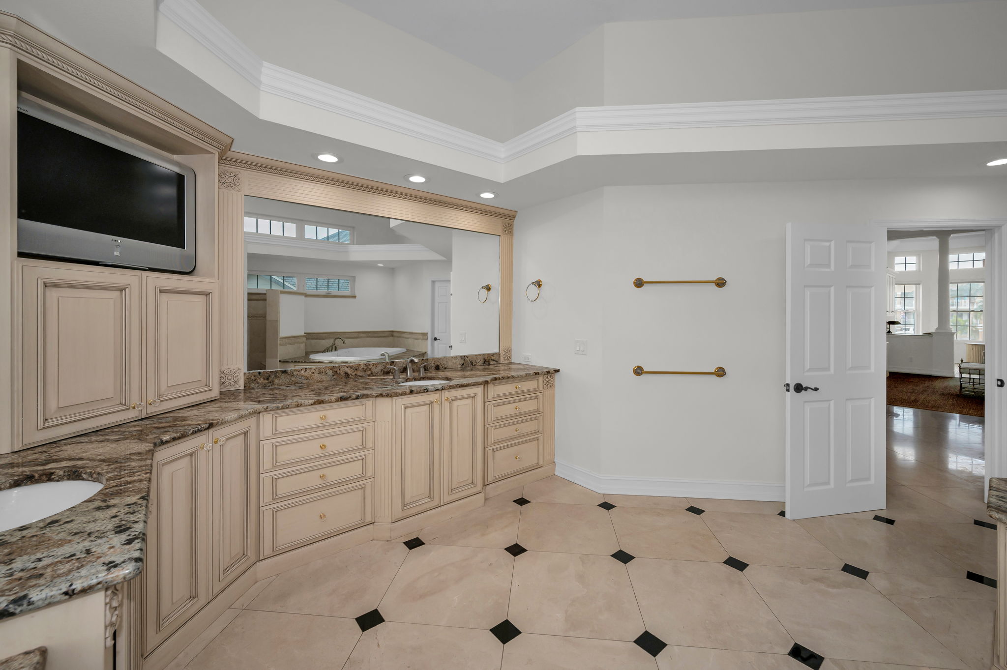 119 8th St E, Tierra Verde, Florida, 33715, United States, 6 Bedrooms Bedrooms, ,5 BathroomsBathrooms,Residential,For Sale,119 8th St E,1672792