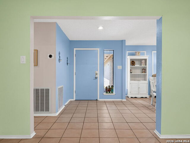 Shadow Oaks Ln, San Antonio, TX 78231 #1