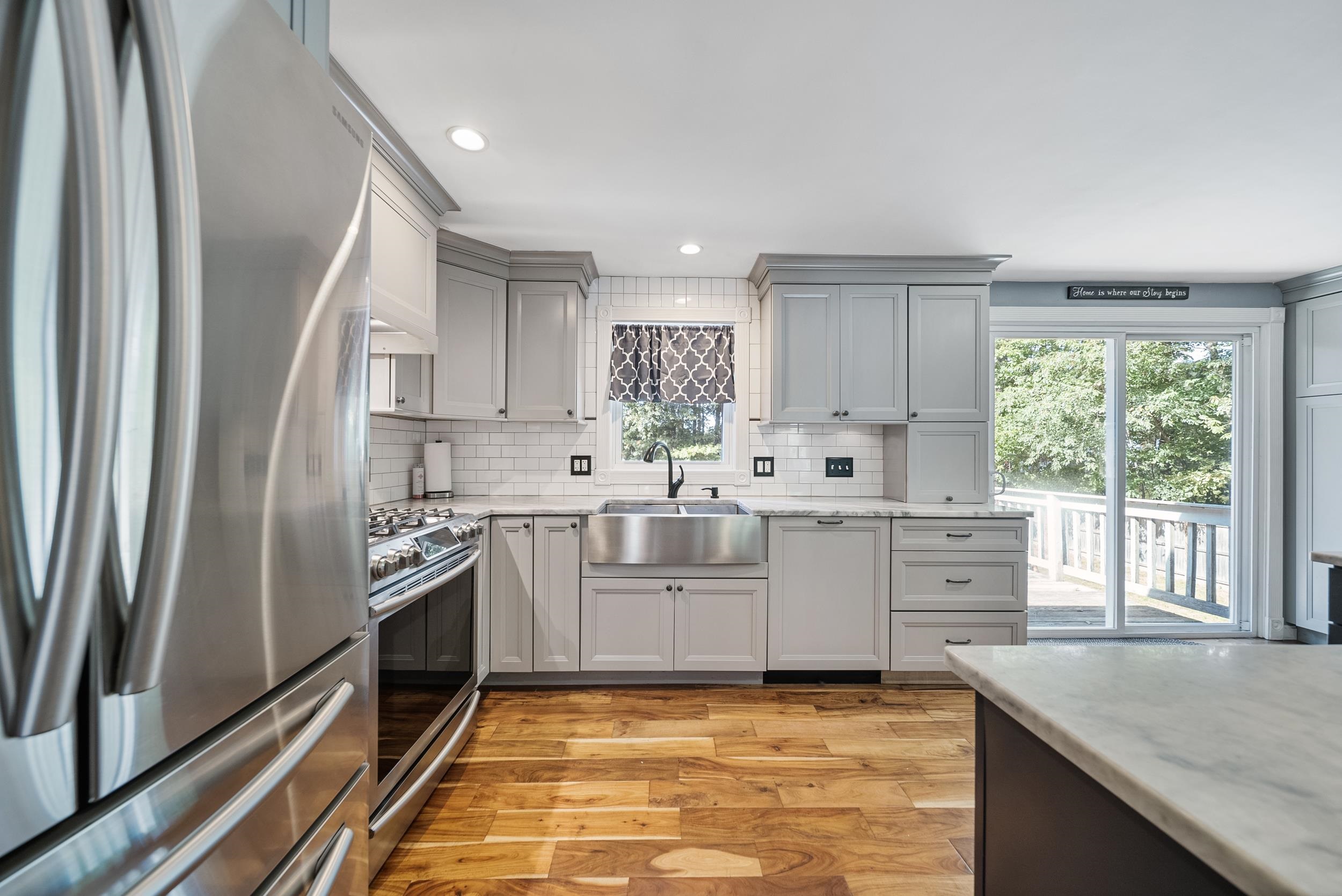 Derry, New Hampshire, 03038, United States, 3 Bedrooms Bedrooms, ,1 BathroomBathrooms,Residential,For Sale,1938906