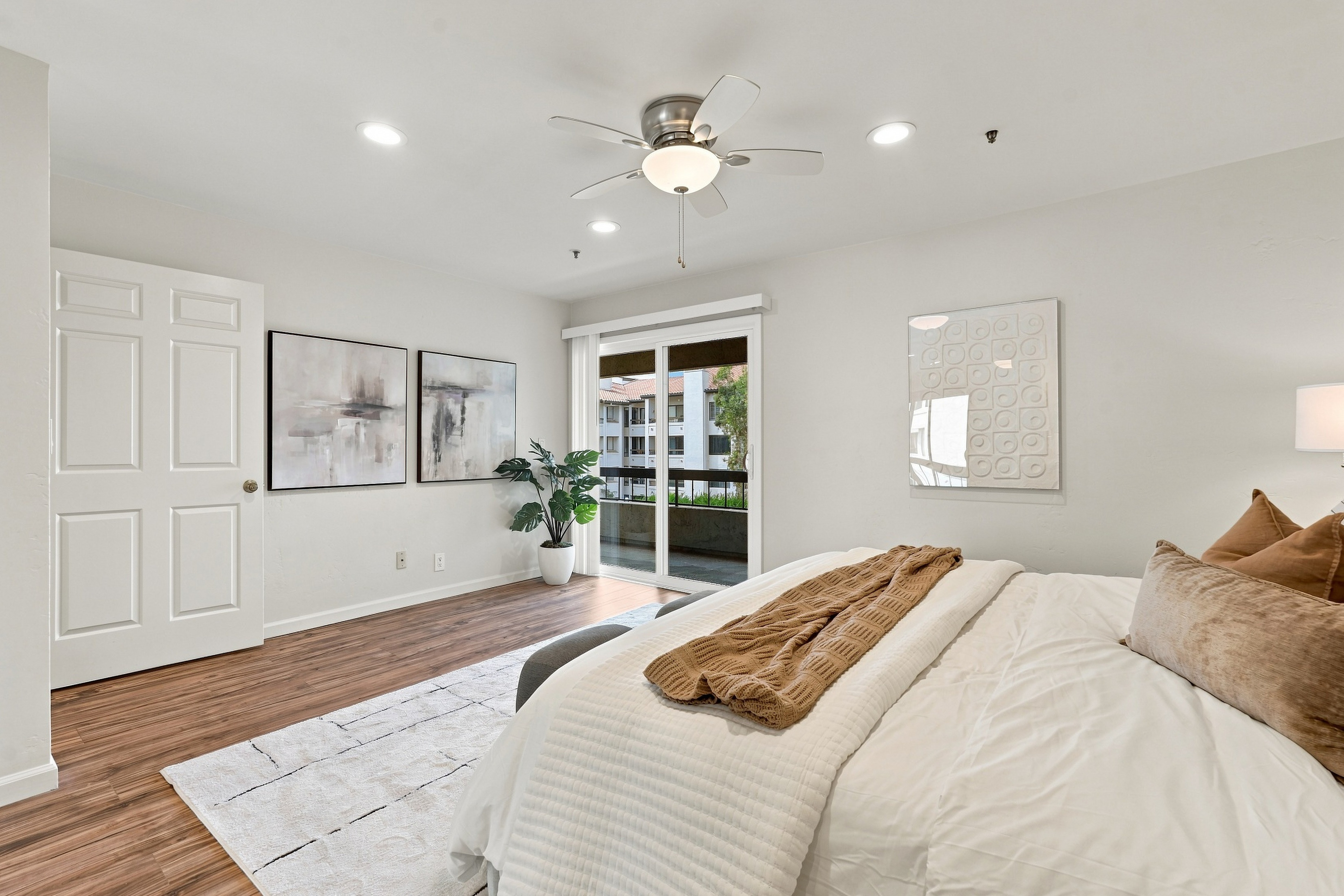  5645 Friars Road Unit 384, San Diego, CA 92110 - 物件實景