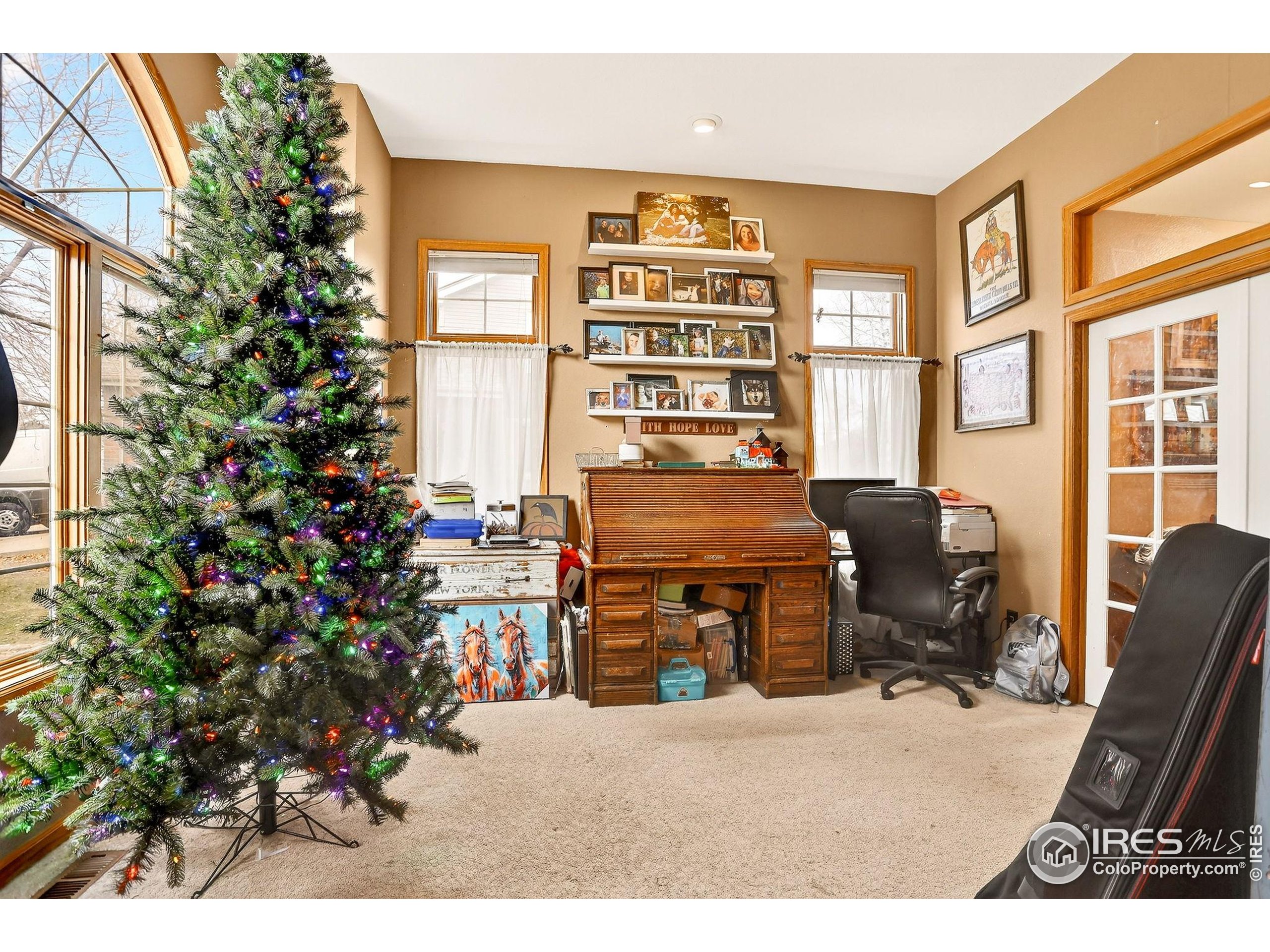 Loveland, Colorado, 80538, United States, 4 Bedrooms Bedrooms, ,4 BathroomsBathrooms,Residential,For Sale,1992882