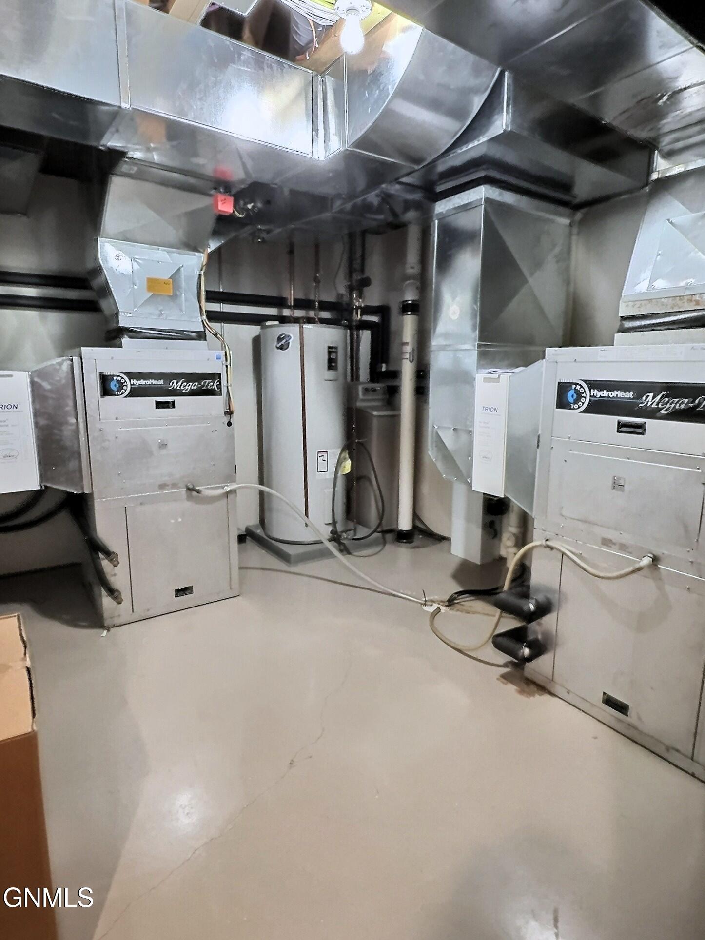 Bismarck, North Dakota, 58501, United States, 4 Bedrooms Bedrooms, ,4 BathroomsBathrooms,Residential,For Sale,2038873