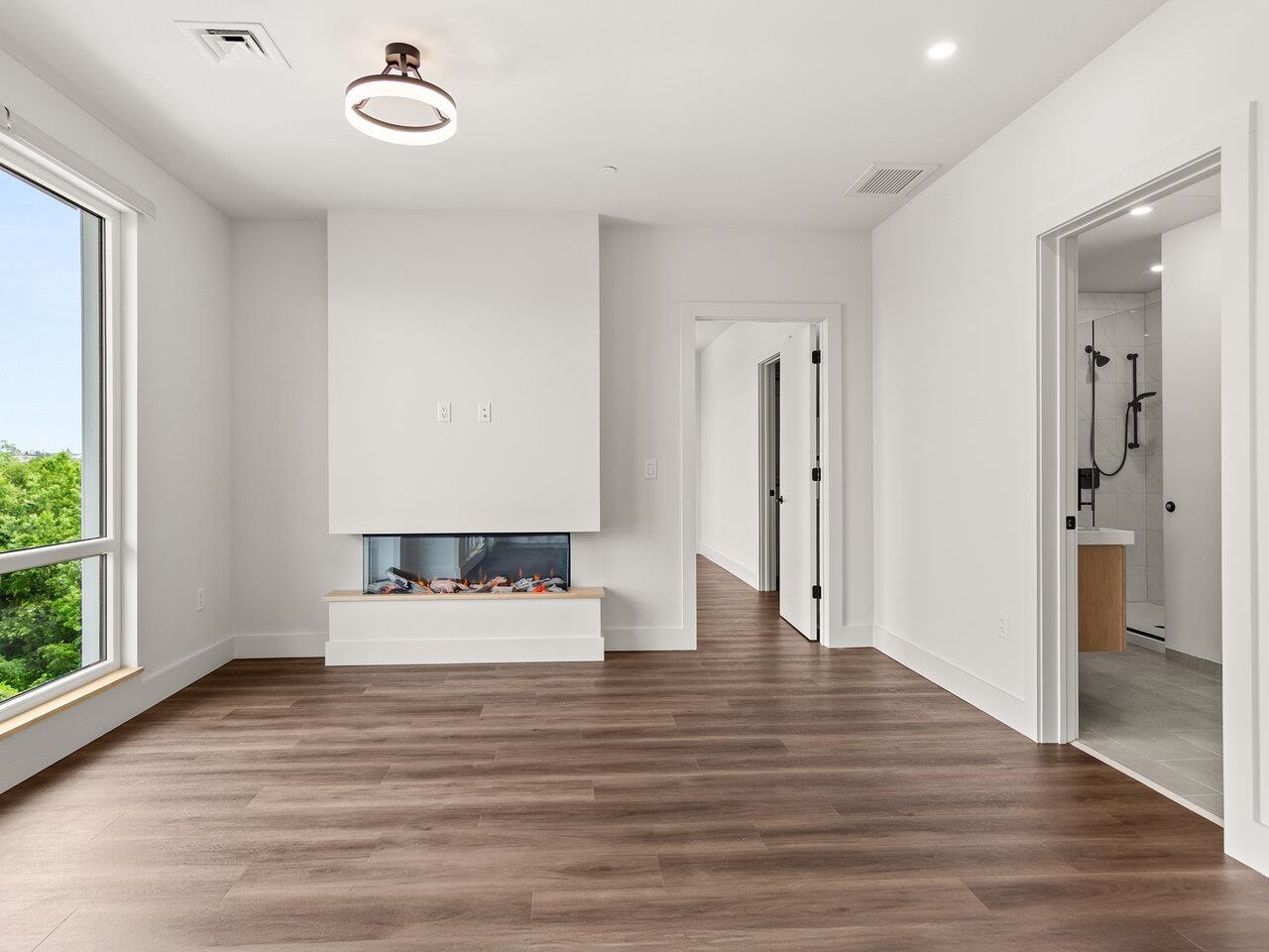 Burlington, Vermont, 05401, United States, 1 Bedroom Bedrooms, ,Residential,For Sale,1777342