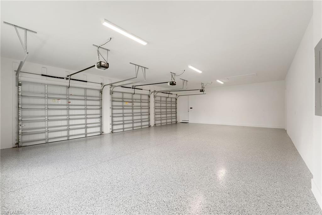 Naples, Florida, 34105, United States, 4 Bedrooms Bedrooms, ,5 BathroomsBathrooms,Residential,For Sale,1991548