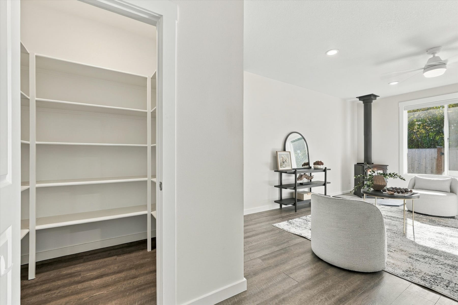  153 JOHN ST Kelso, WA 98626 - 物件實景