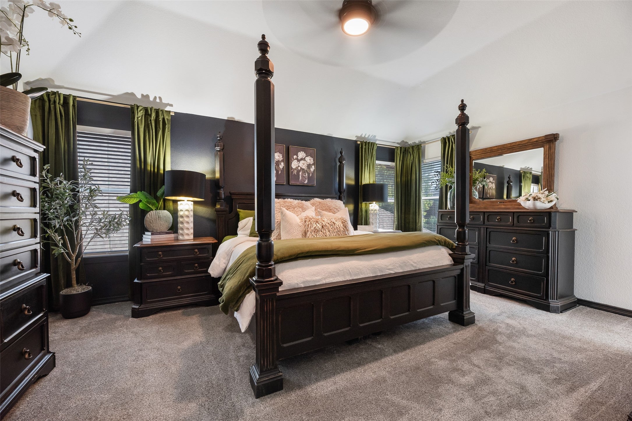 Keller, Texas, 76248, United States, 4 Bedrooms Bedrooms, ,3 BathroomsBathrooms,Residential,For Sale,1977513