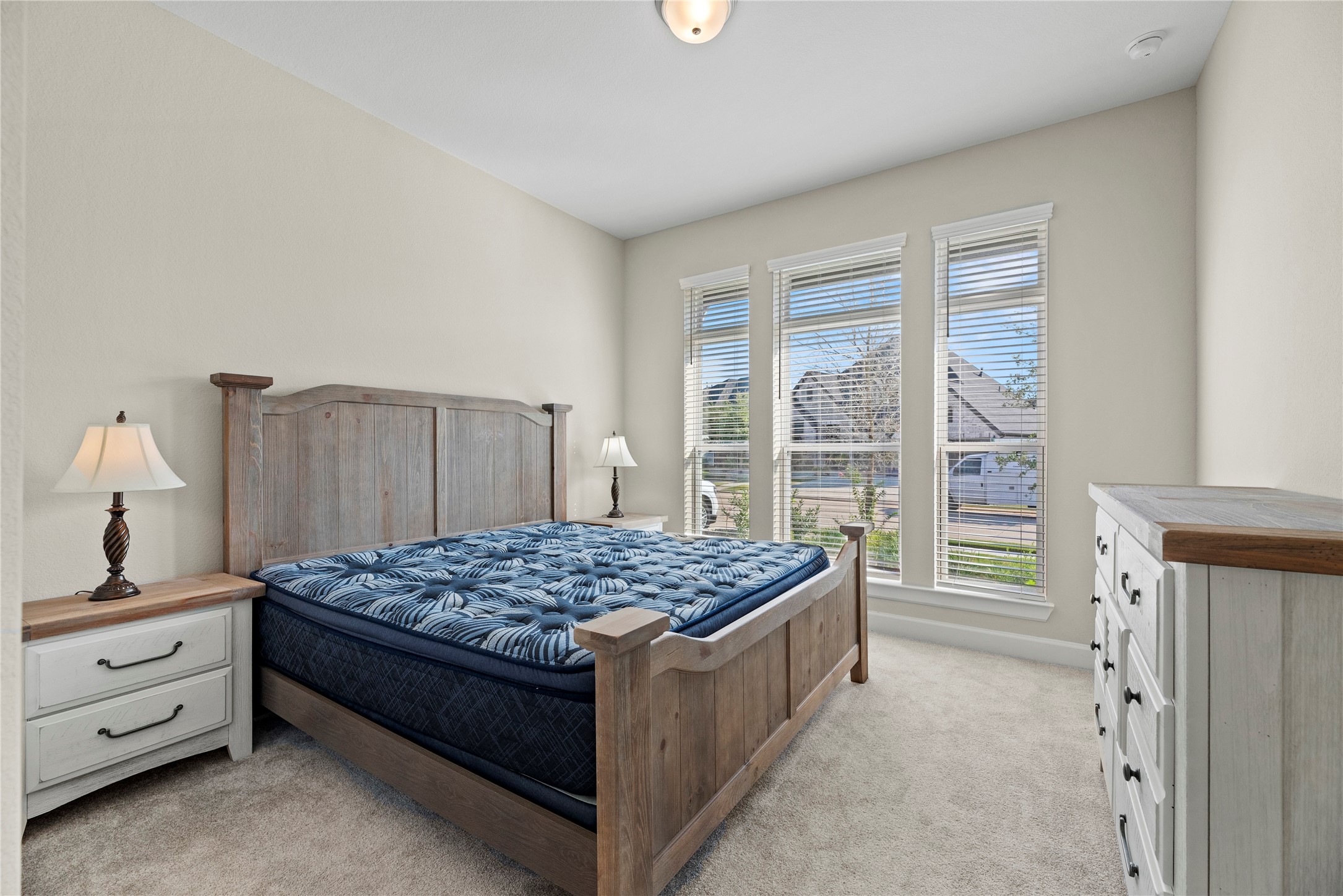 Katy, Texas, 77493, United States, 4 Bedrooms Bedrooms, ,3 BathroomsBathrooms,Residential,For Sale,1988106