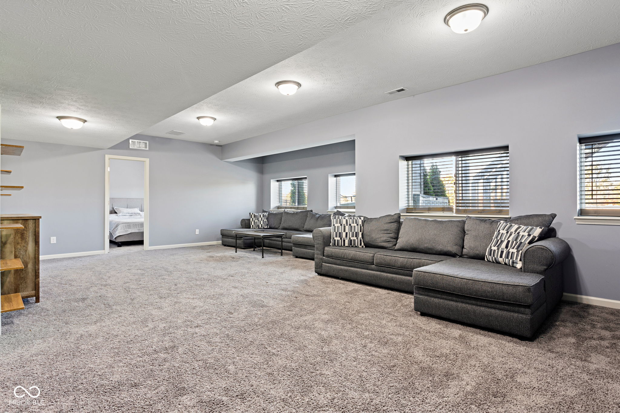 Noblesville, Indiana, 46062, United States, 6 Bedrooms Bedrooms, ,4 BathroomsBathrooms,Residential,For Sale,1987337