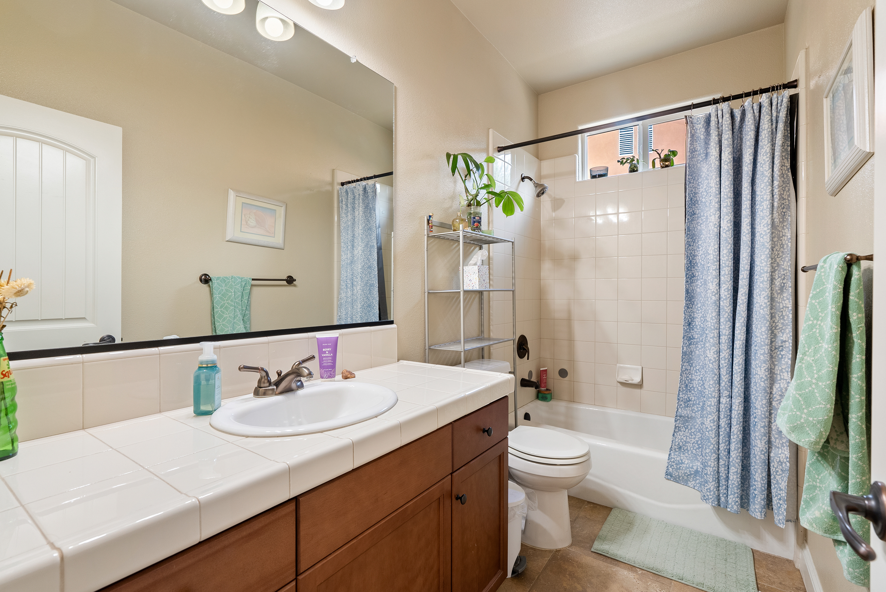  Timeless Living in Vintage at Montebello Oaks - 物件實景