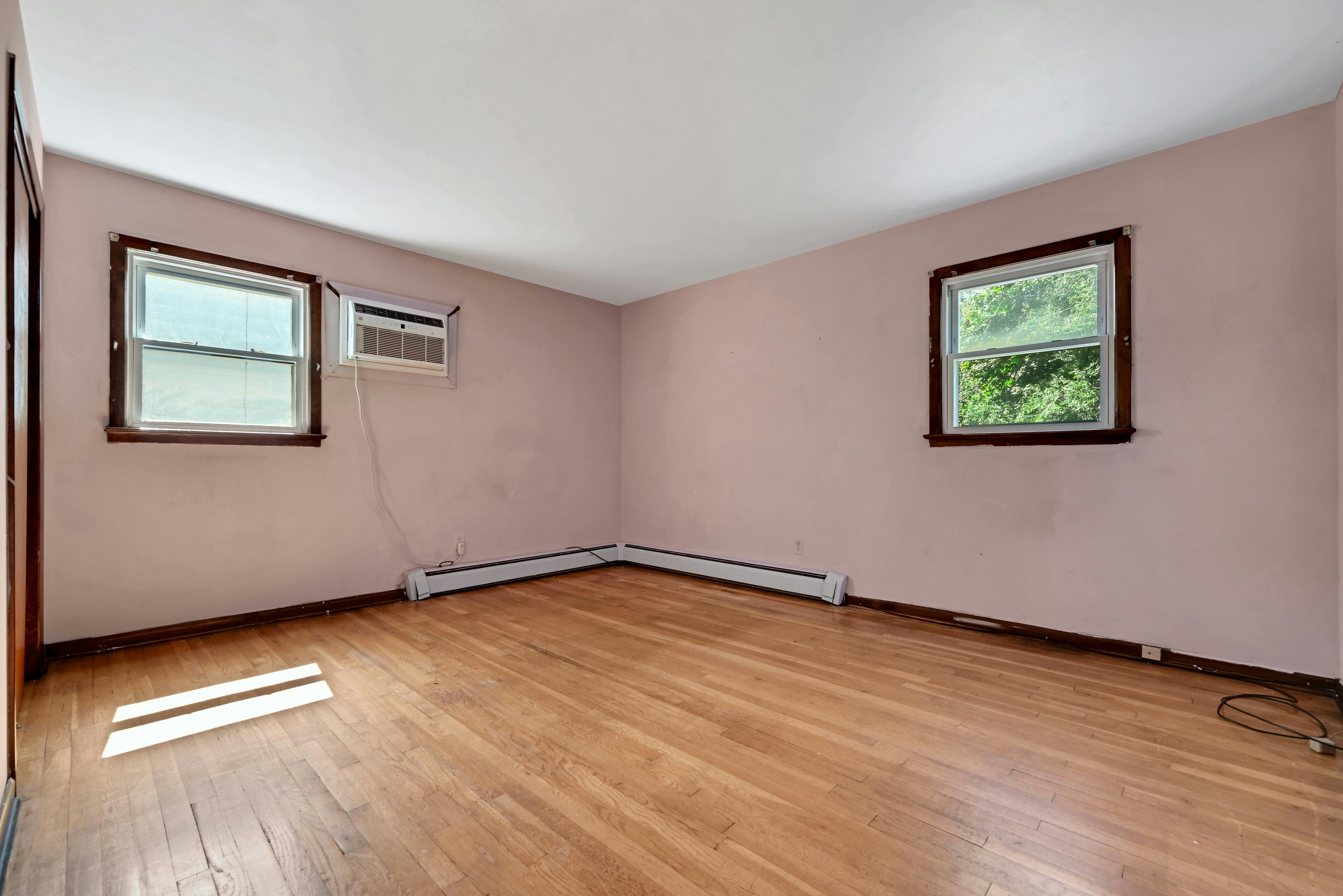  347 Chestnut Avenue, South Hackensack, NJ 07606 - 物件實景