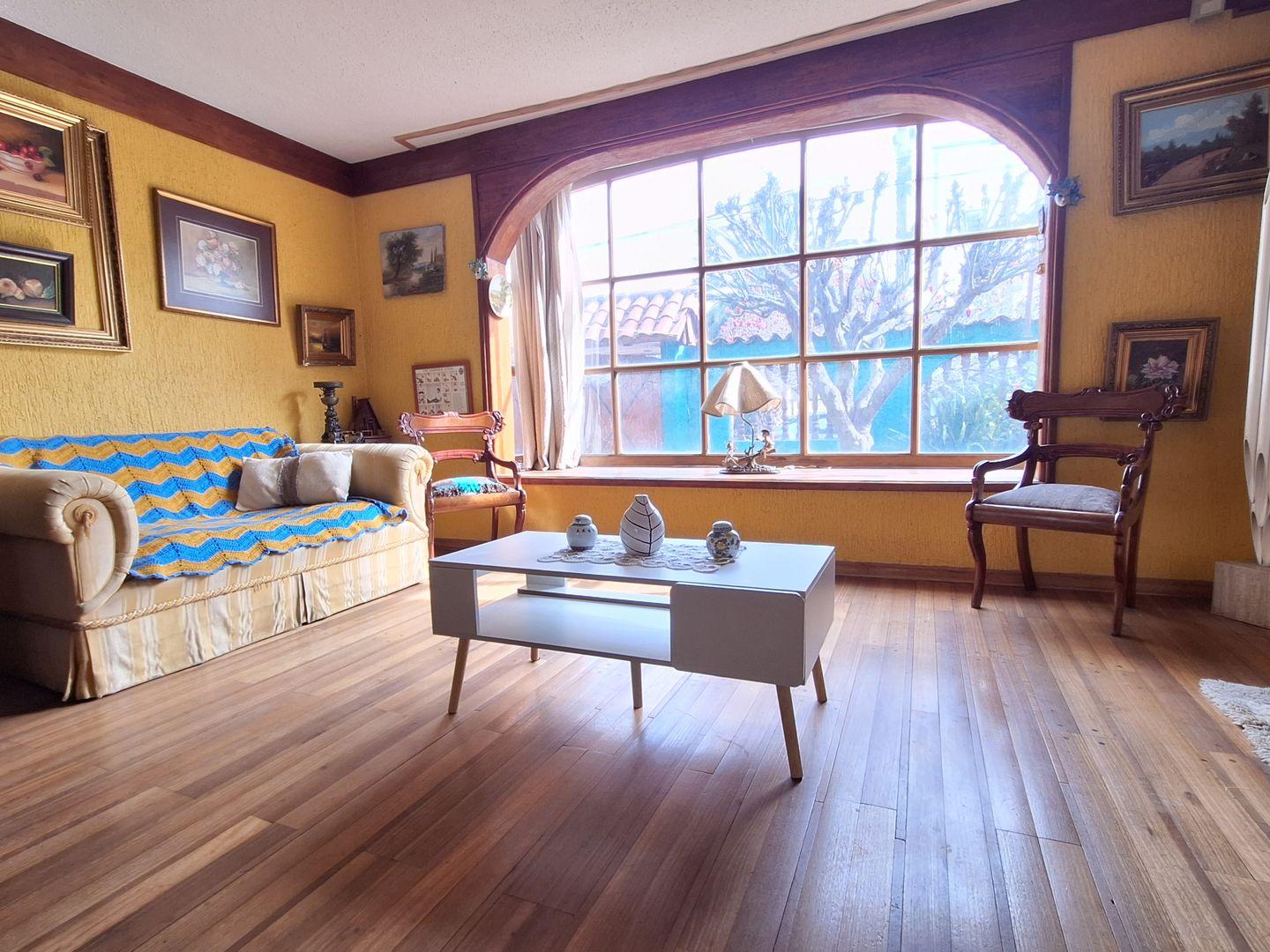 Lo Barnechea, Chile, 4 Bedrooms Bedrooms, ,3 BathroomsBathrooms,Residential,For Sale,1956985