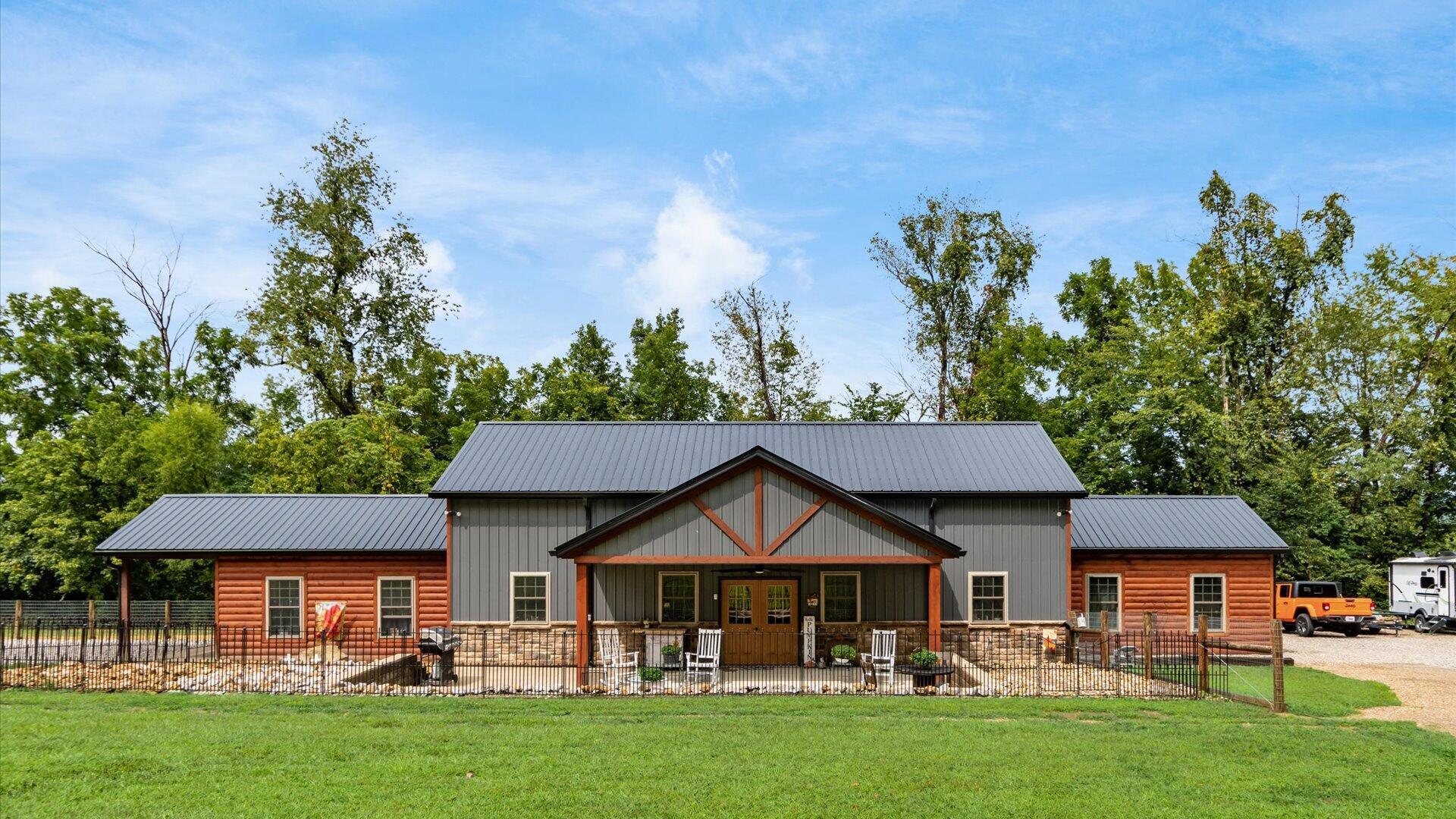 Frazeysburg, Ohio, 43822, United States, 3 Bedrooms Bedrooms, ,2 BathroomsBathrooms,Residential,For Sale,1942173